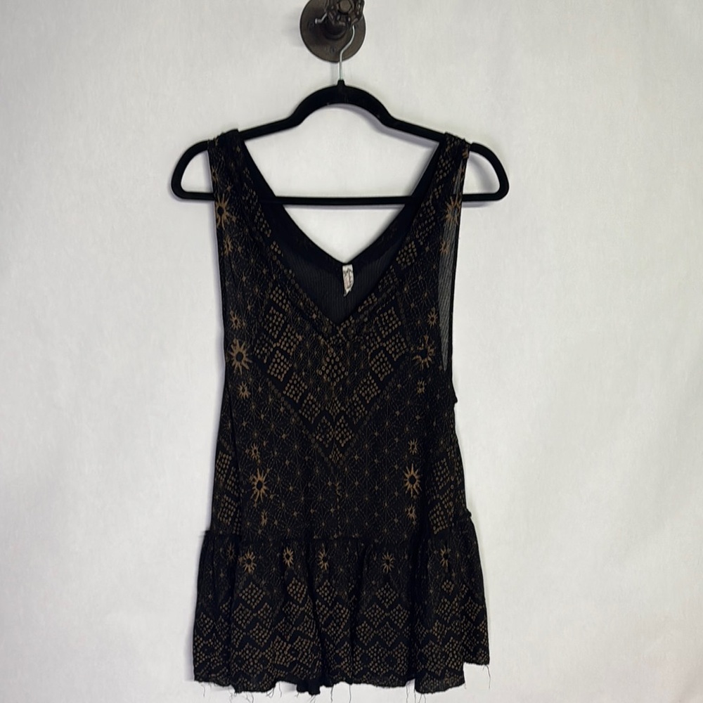 Free People black & gold printed tank : Small